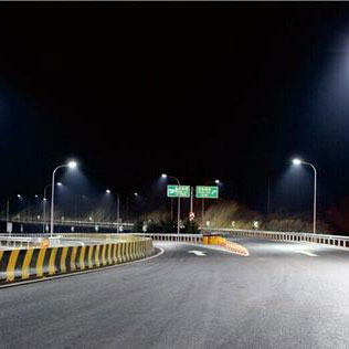 what are the right height and spacing of led street light posts? Која е вистинската висина и растојание на столбовите за улично светло со led?